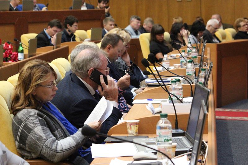 Костянтин Бриль закликав депутатів облради до злагодженої та плідної співпраці