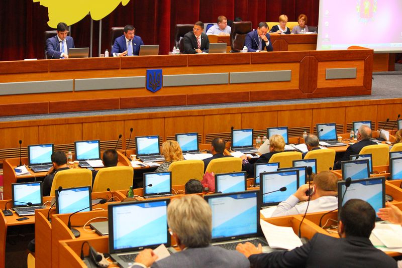 Костянтин Бриль закликав депутатів облради до злагодженої та плідної співпраці