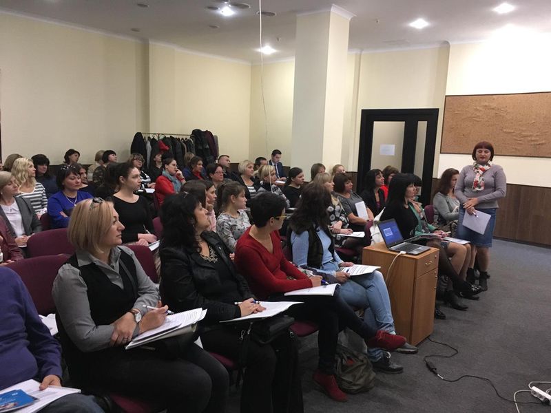 Соціальні працівники опановують методологію наставництва