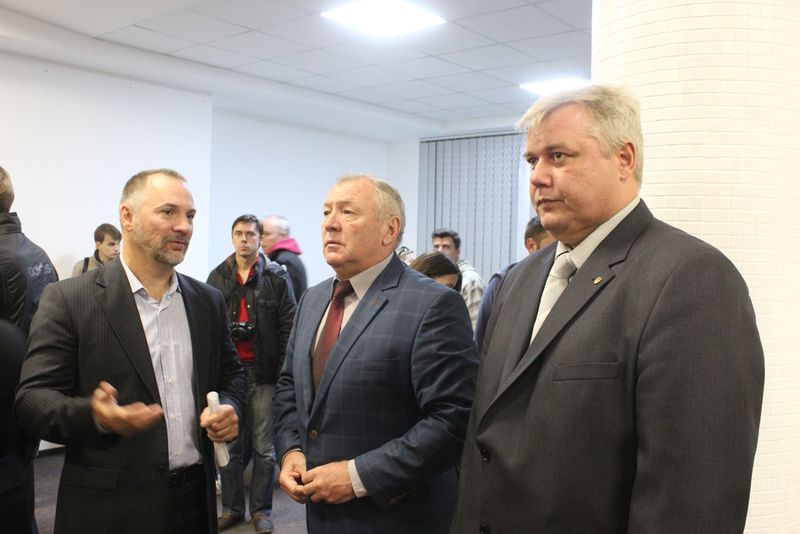 У Запоріжжі відкрилася виставка, яка повертає образи будівельниць Дніпрогесу