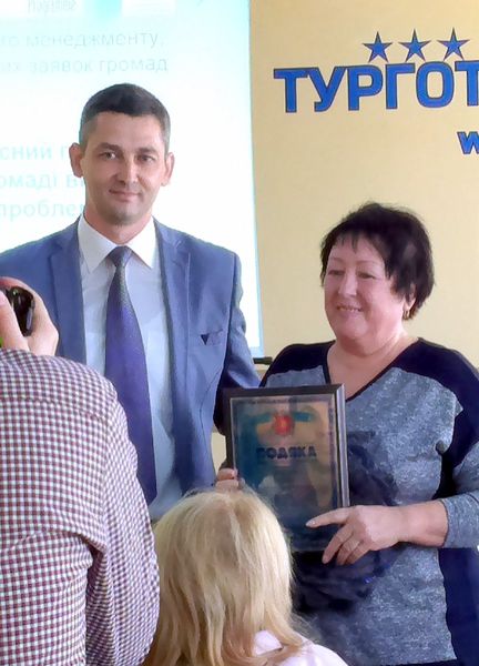 Жінки-фермери у своє свято вчаться готувати проекти