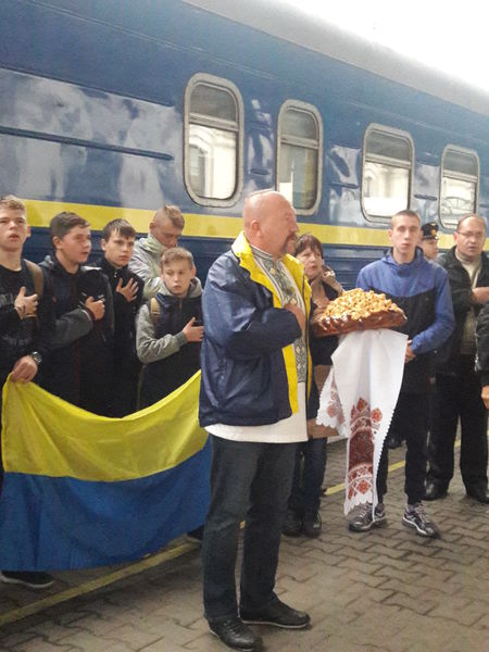 Запоріжці зустріли  патріотичний потяг «Труханівська січ»