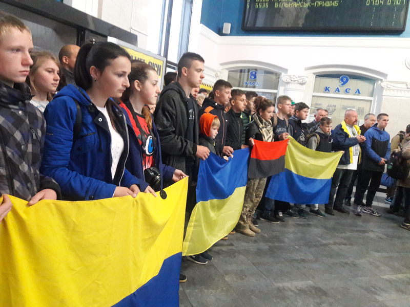 Запоріжці зустріли  патріотичний потяг «Труханівська січ»