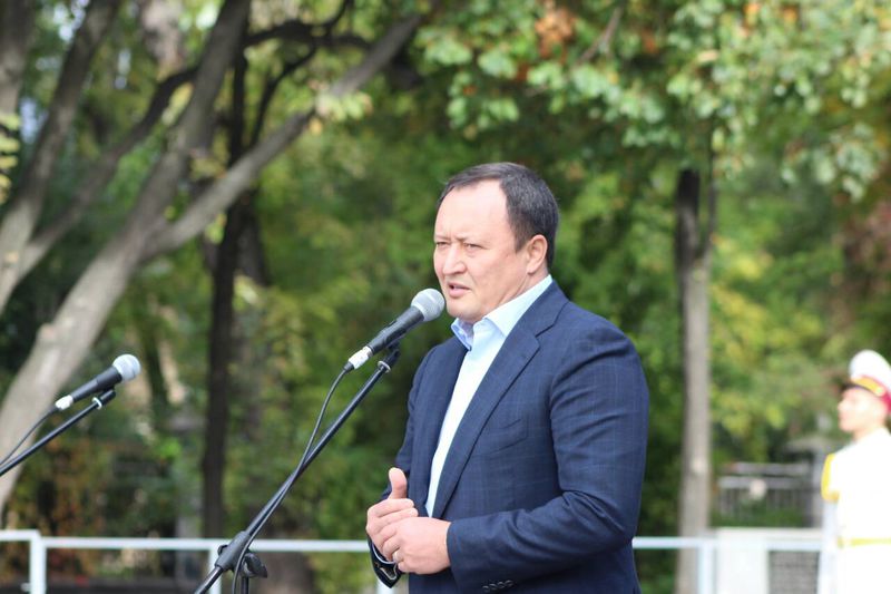 Запоріжці відзначають День визволення міста від фашистських  загарбників