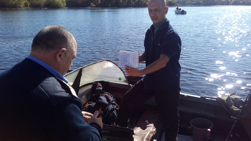 Під час рейду на Дніпрі виявлені судовласники-порушники