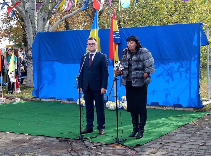Якимівці відзначили день визволення свого селища відкриттям футбольного поля 