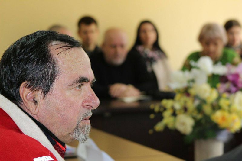 Костянтин Бриль взяв на контроль проблемні питання токмачан