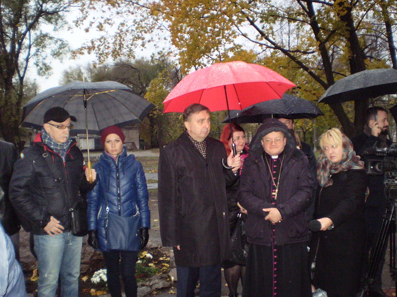 Генеральний консул Республіки Польща  вшанував полеглих земляків у Запоріжжі