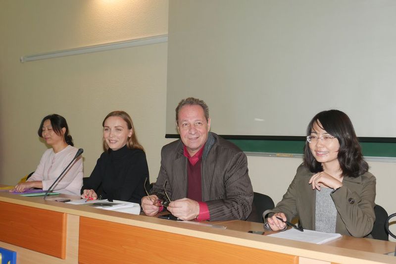 У ЗНУ відкрито Школу Конфуція з вивчення китайської мови