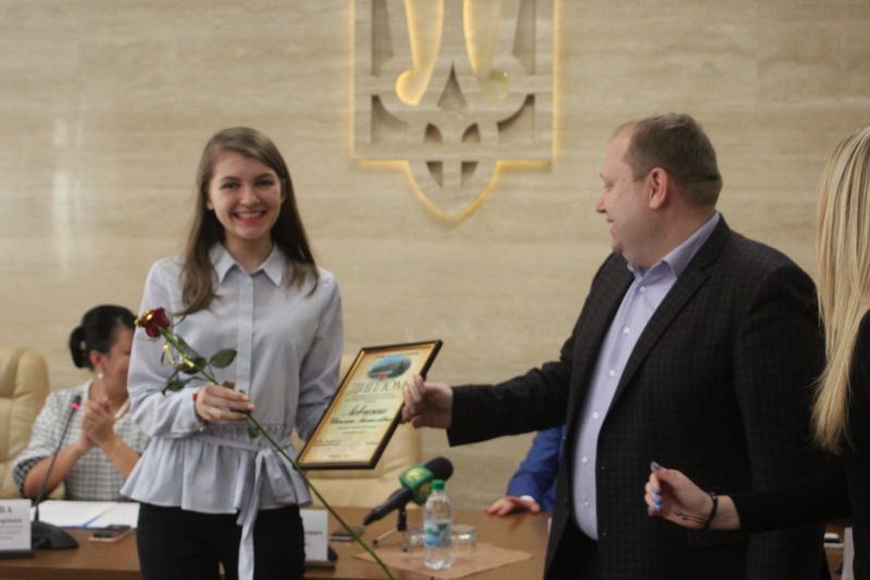 Переможці конкурсу для обдарованої молоді отримали нагороди
