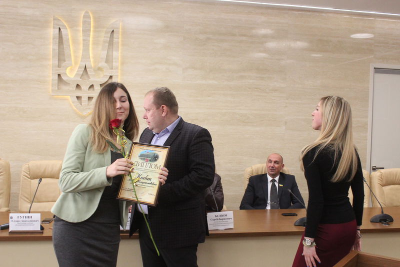 Переможці конкурсу для обдарованої молоді отримали нагороди
