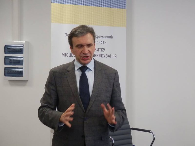 Фахівці порадили керівникам запорізьких  громад бути креативними та ставити цілі
