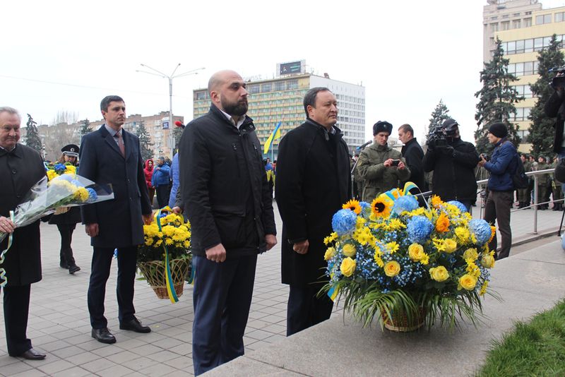 У День Гідності та Свободи запоріжці вшанували пам’ять загиблих героїв України