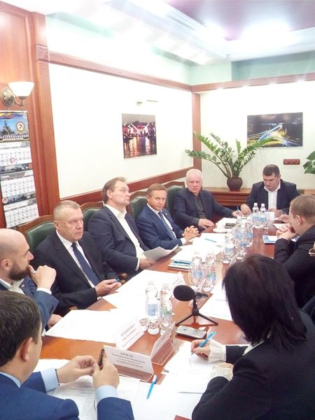 Народні депутати та обласна влада  об’єднують зусилля для соціально-економічного розвитку регіону