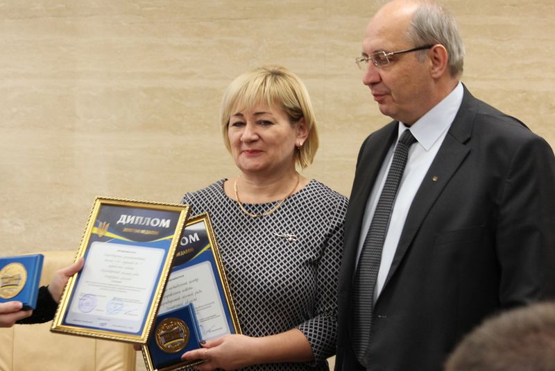 Запорізькі освітні заклади зібрали «урожай» нагород за інноваційну діяльність
