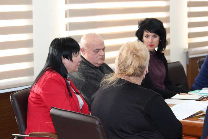 Обласна влада посприяла запорізьким інвалідам отримати автомобіль та вантаж з Німеччини як гуманітарну допомогу