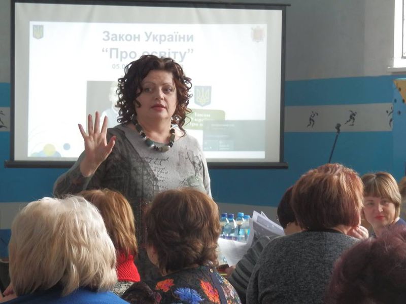Запорізьких освітян знайомлять з перевагами децентралізації