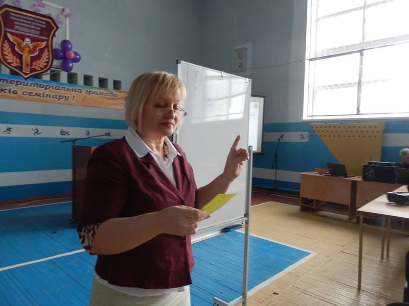 Запорізьких освітян знайомлять з перевагами децентралізації
