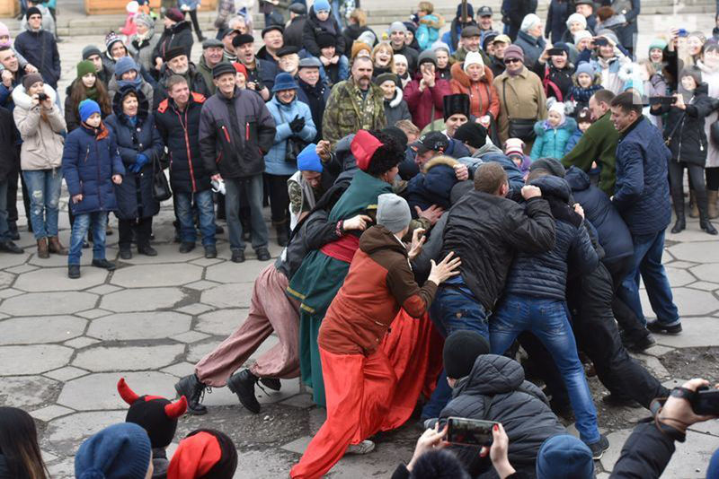 Запорізький Новорічно-різдвяний фестиваль прощається до наступних свят