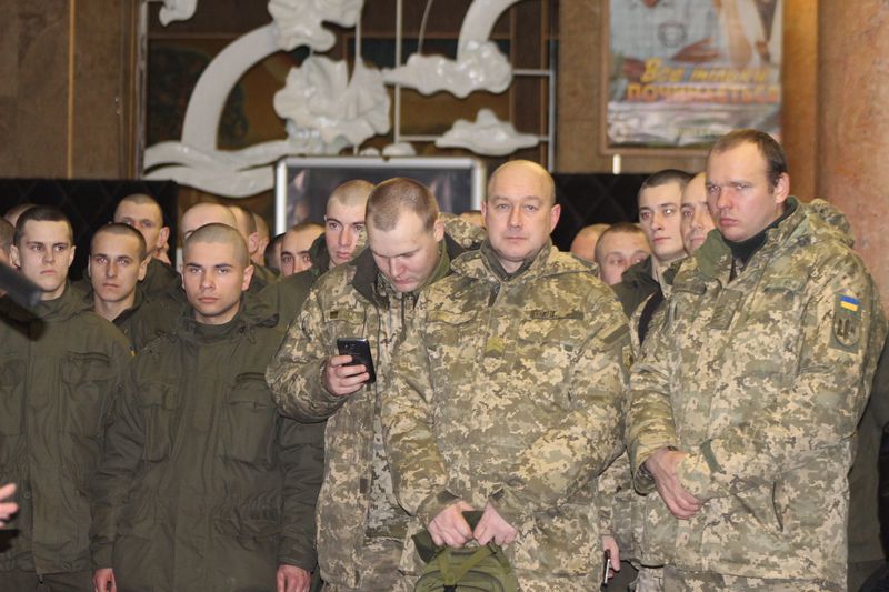 «Добровольці Божої чоти» - в Запоріжжі презентували фільм про кіборгів