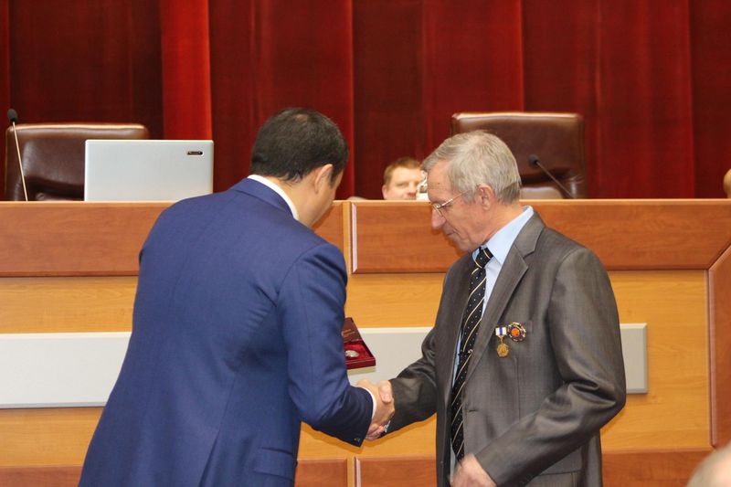 Запоріжці отримали відзнаки Президента, Прем’єр-міністра та Кабінету Міністрів України