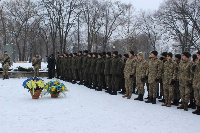 Запоріжці вшанували пам’ять Героїв Крут