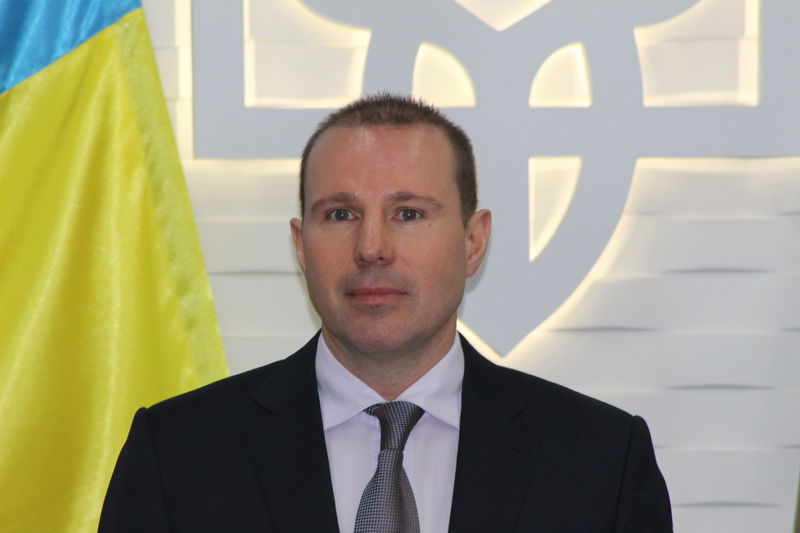 Микола Кулеба: «Сучасна політика держави спрямована на те, аби кожна дитина знайшла сім'ю»