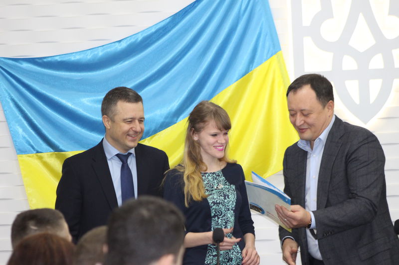 Микола Кулеба: «Сучасна політика держави спрямована на те, аби кожна дитина знайшла сім'ю»