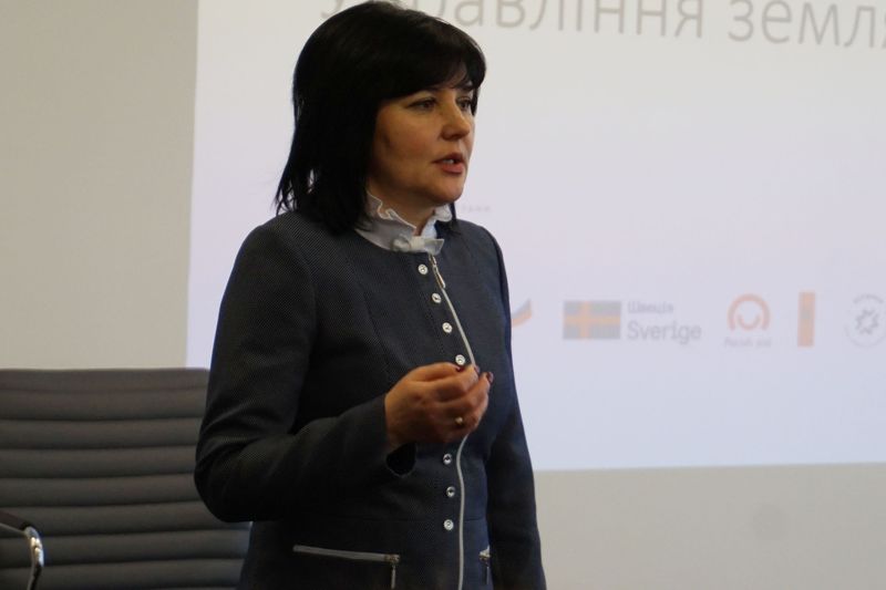 Об’єднані територіальні громади вивчають алгоритм передачі земель у комунальну власність
