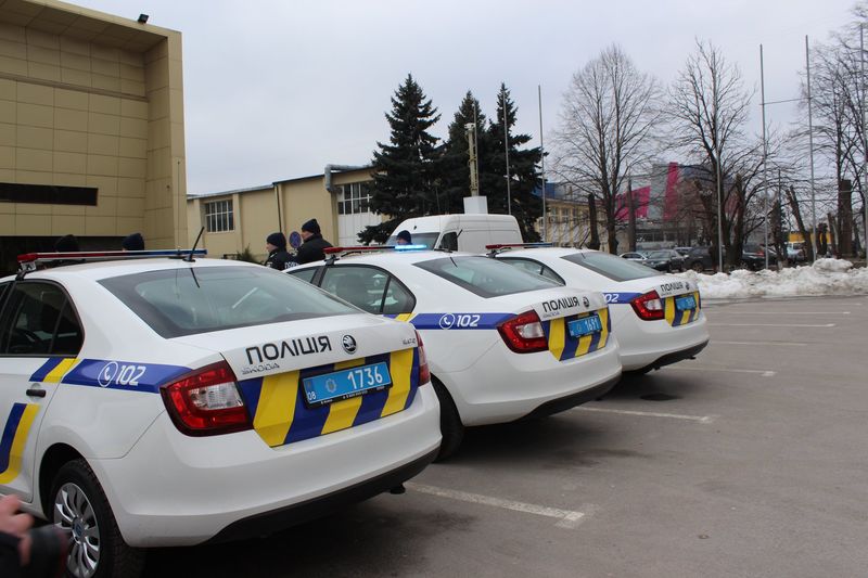 Підрозділи Нацполіції в Запорізькій області отримали нові транспортні засоби