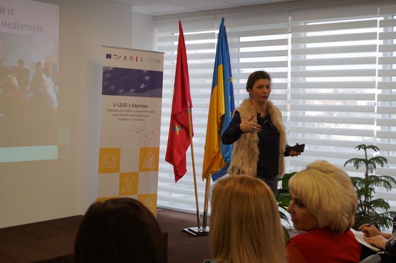 Громади Запорізької області вчаться управляти освітою на місцях