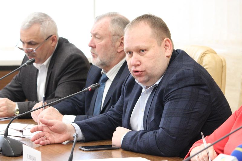 Навчальний рік усі освітні заклади завершать вчасно