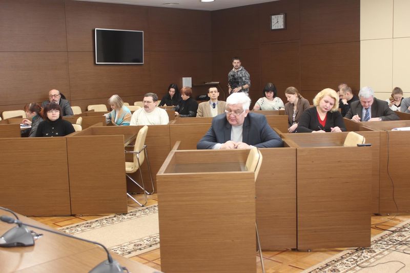 Підприємства державного сектору економіки залишаються найбільшими боржниками з виплати зарплати