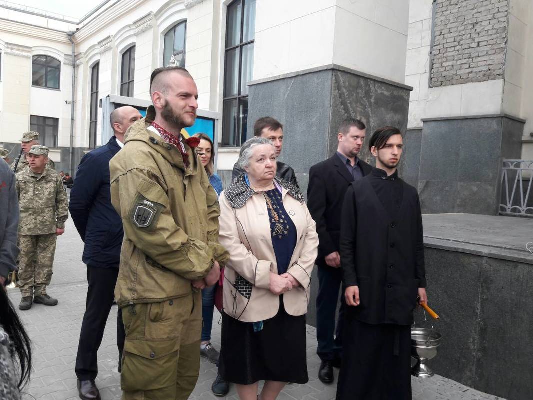 У Запоріжжі відкрито першу меморіальну дошку на честь Української революції