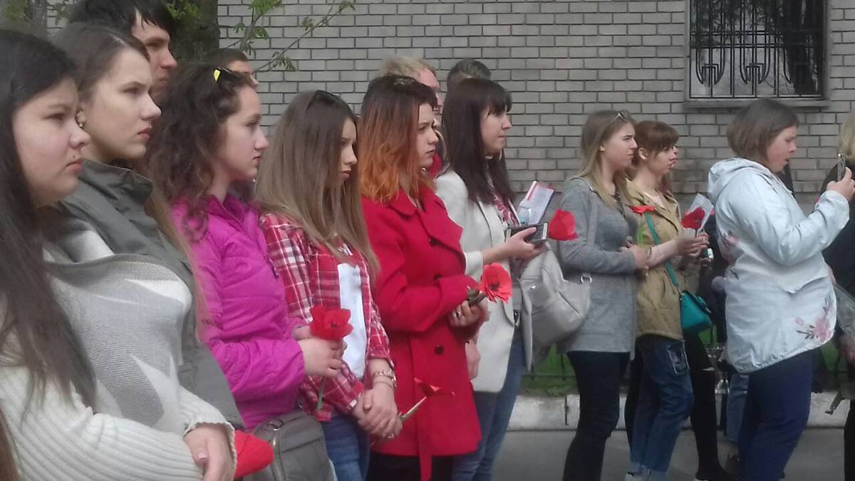 Учасники потягу «Труханівська січ» вшановують запорізьких героїв