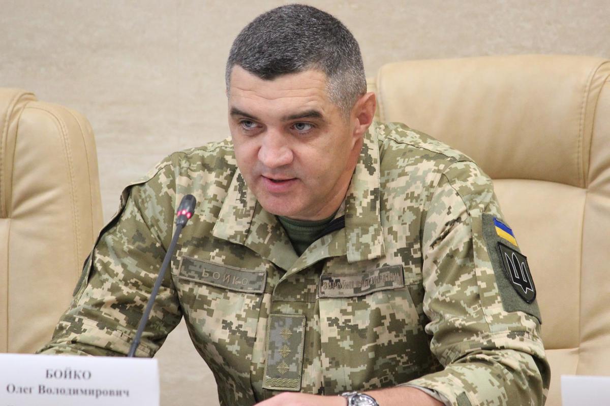 Від сьогодні в організаціях, установах і закладах Запорізької області комісією Генерального штабу Збройних Сил України розпочато перевірку  стану військового обліку призовників і військовозобов’язаних та бронювання військовозобов’язаних на період мобілізації та на воєнний час. З цього приводу в облдержадміністрації відбулася  координаційна нарада щодо порядку проведення перевірки.