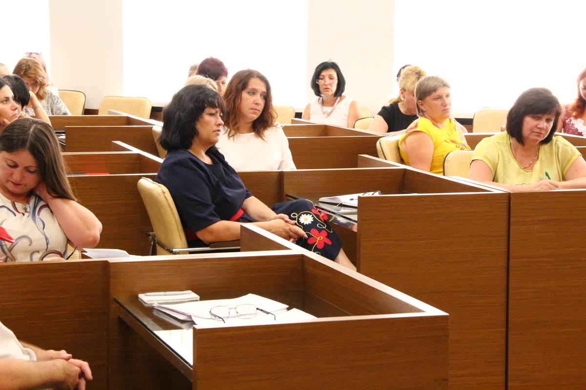 У Запорізькій області майже 90% дітей-сиріт проживають у сімейному оточенні