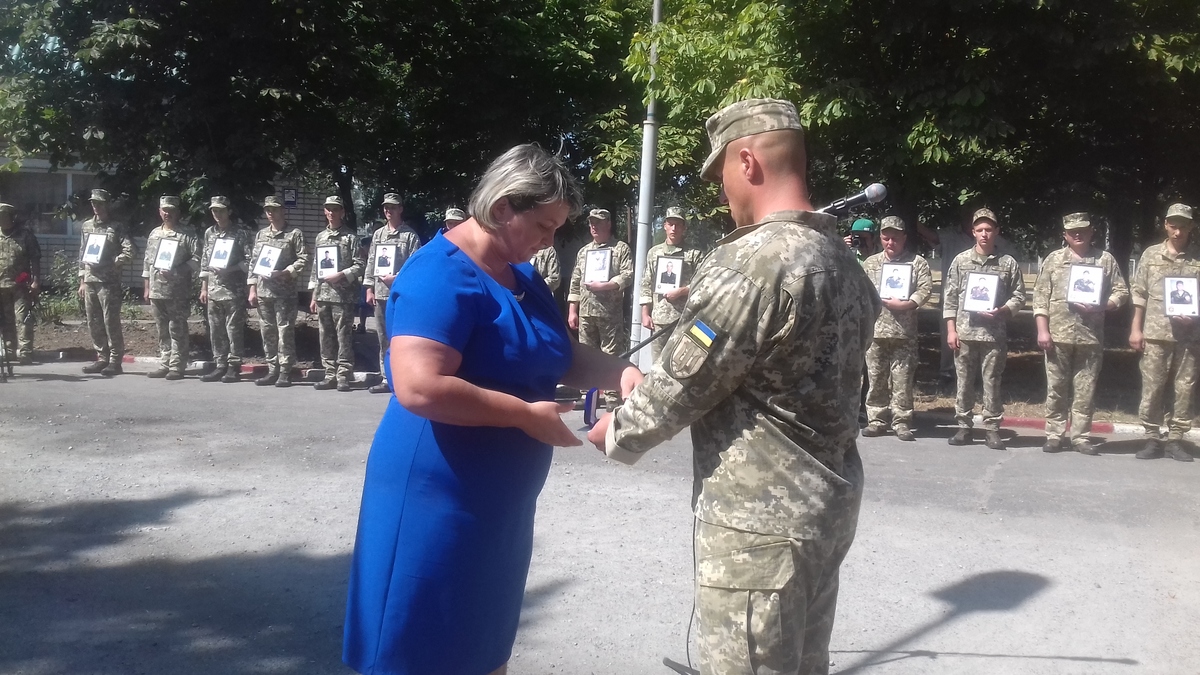 Запоріжці віддали шану загиблим воїнам-артилеристам