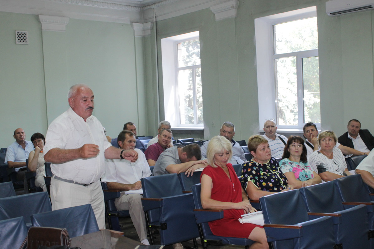 На підприємствах сільського господарства посилюють контроль за утилізацією відходів