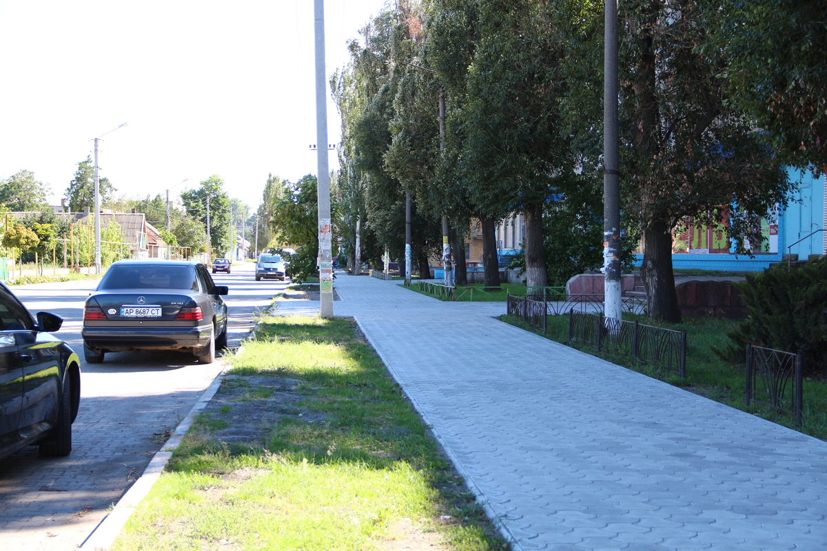 У Токмаку два мікрорайони рятують від підтоплень