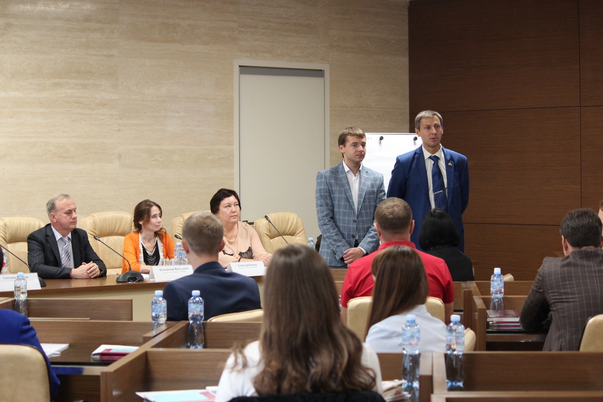 Працівники  органів місцевого самоврядування оволодівають інструментами економічного розвитку
