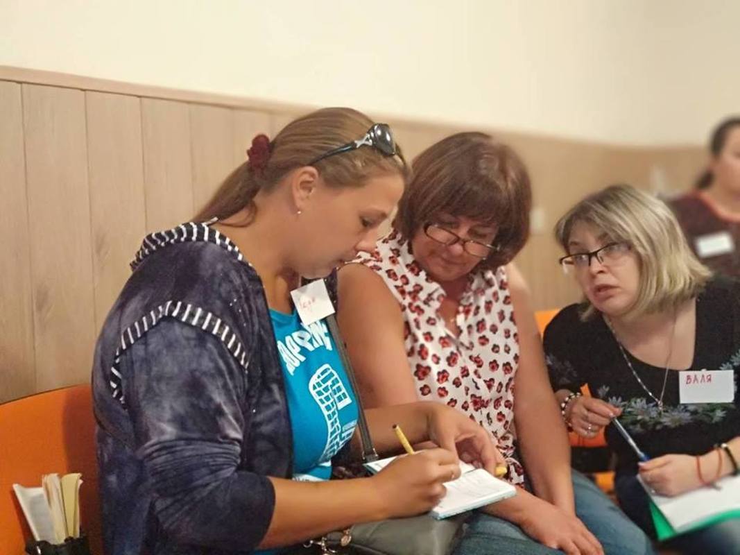 Навчання прийомних батьків: виховання дітей буде в надійних руках