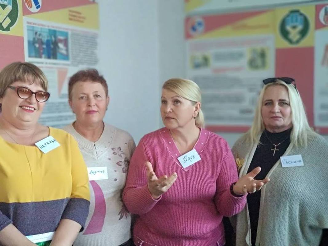 Прийомні батьки підвищують кваліфікацію у вихованні дітей
